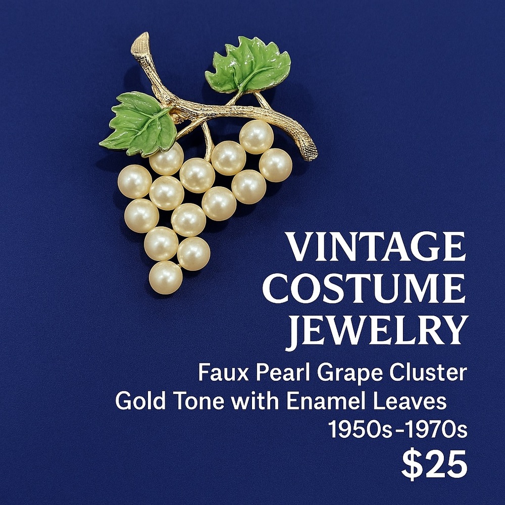 Vintage Costume Jewelry Brooch – Faux Pearl Grape 🍇 – Gold Ton – 1950s-1970s